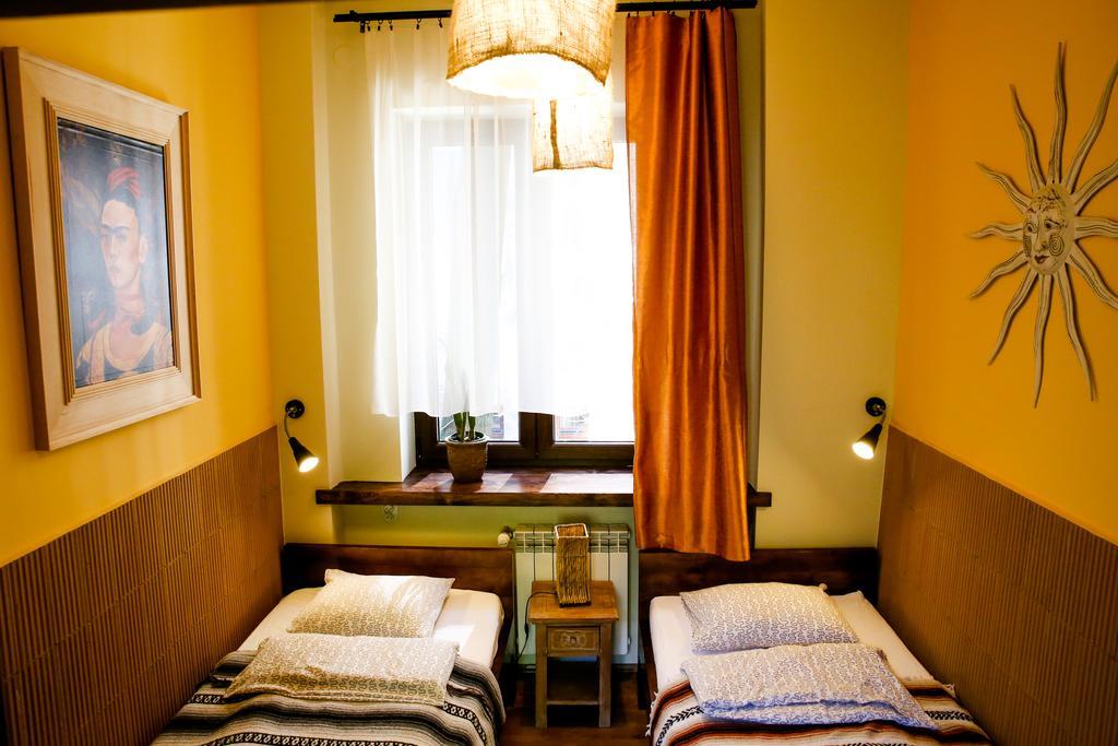 Mundo Hostel Krakow Exterior photo